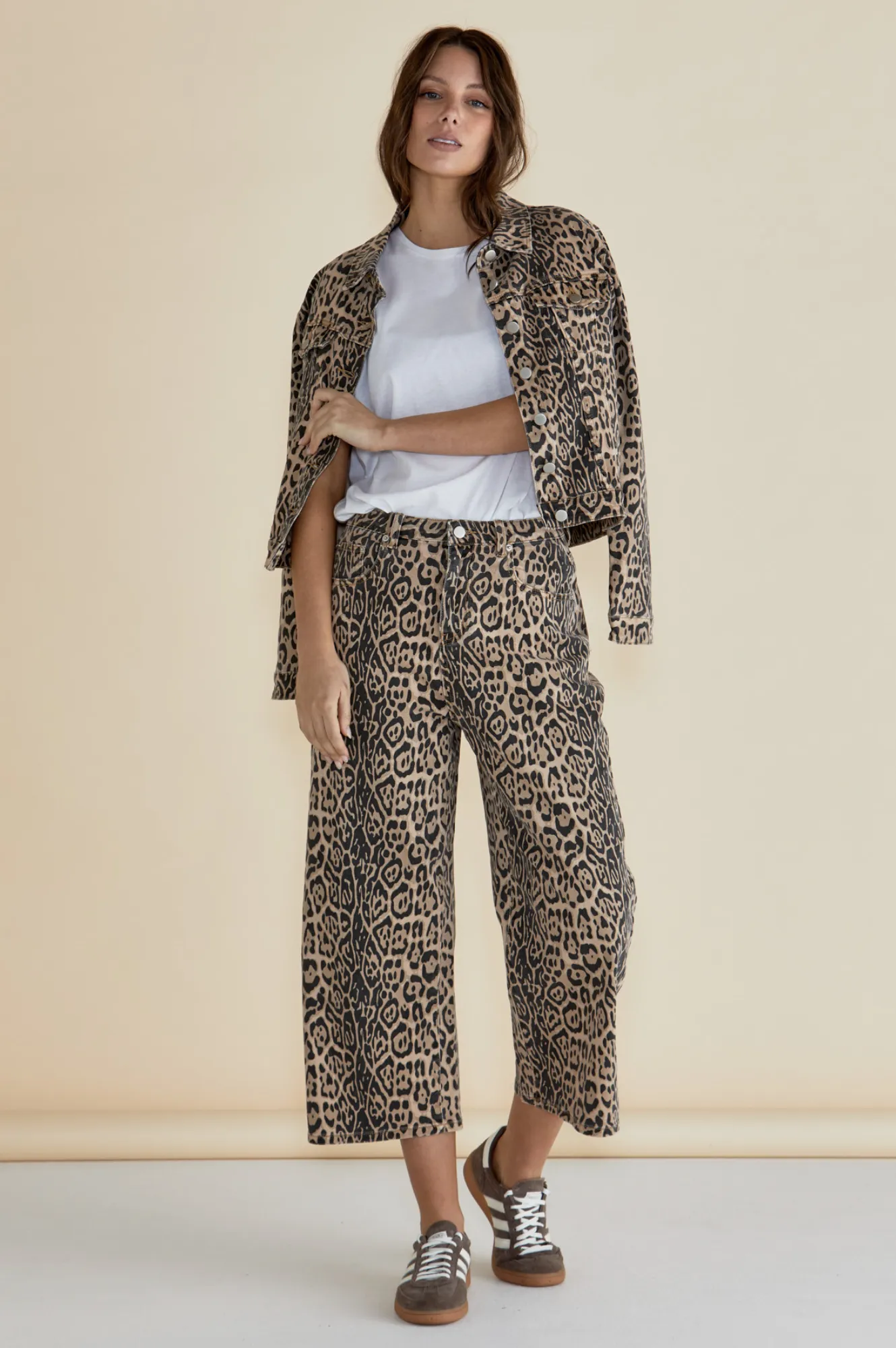Bella Relaxed Crop Jeans - Leopard