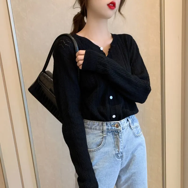 Demure Lazy Vintage Loose Sweater Elegant Tops Western Knitted Cardigan Women Outerwear
