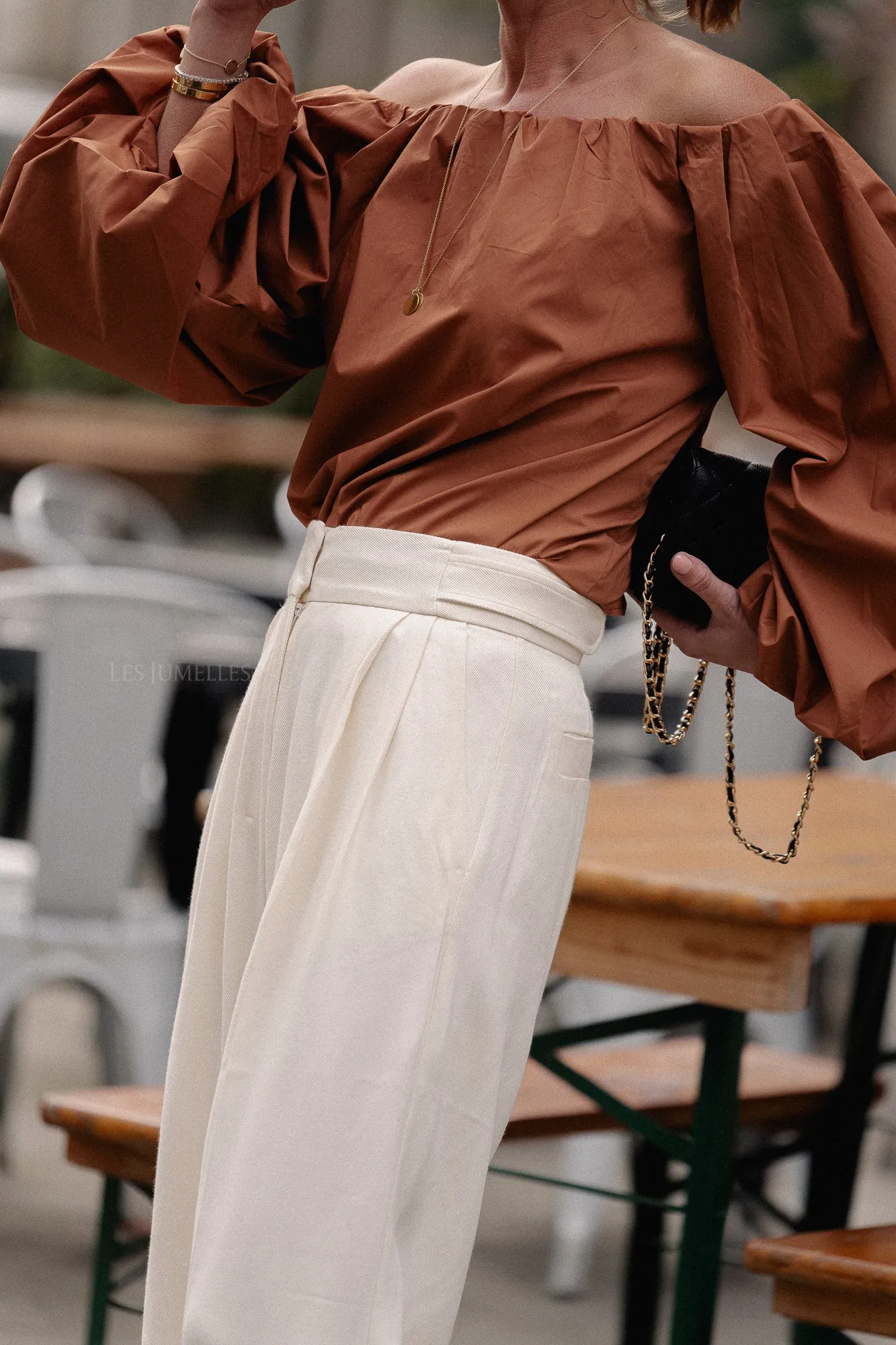 Fran off shoulder blouse brown