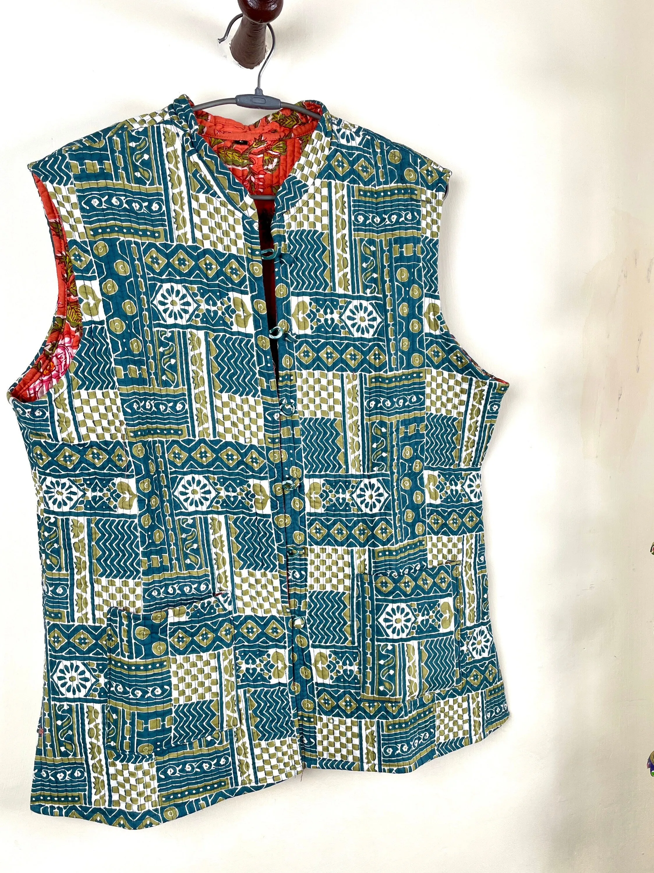 Indian Handmade Quilted Cotton Sleeveless Jacket Blue & Green Stylish Women's Vest, Reversible Waistcoat for Her