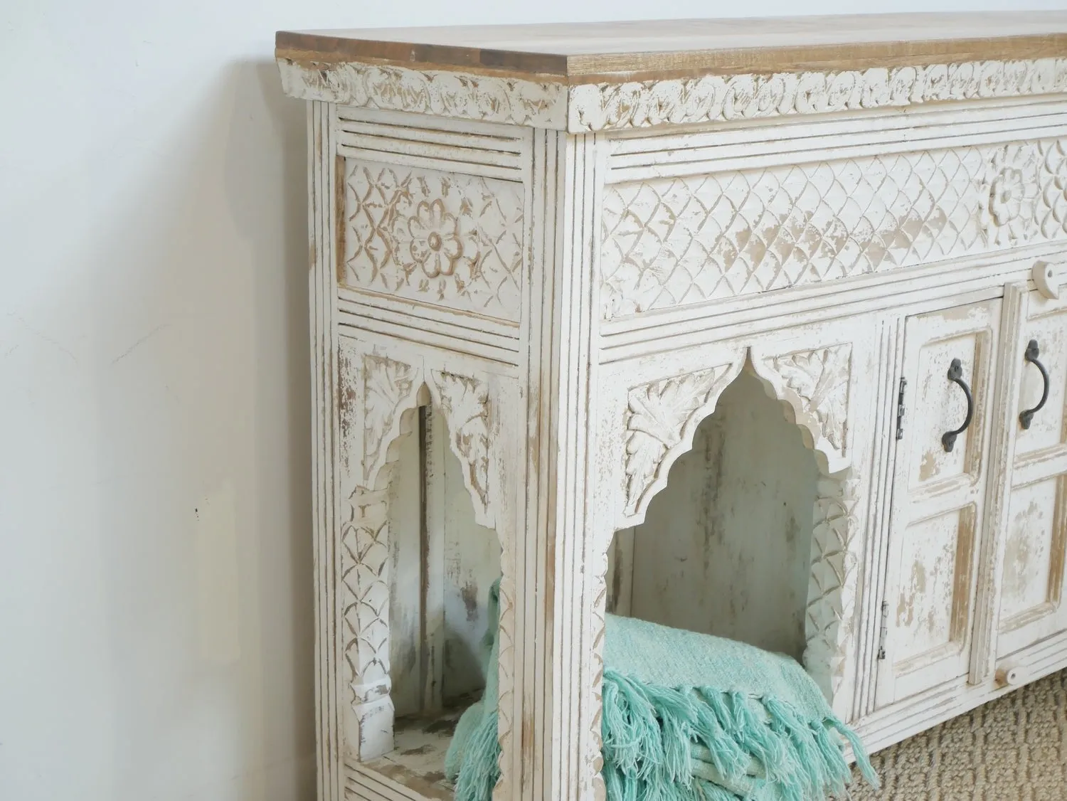 Kalah Hand Carved Solid Wooden Sideboard Buffet White 150x90x40cm KLA0161