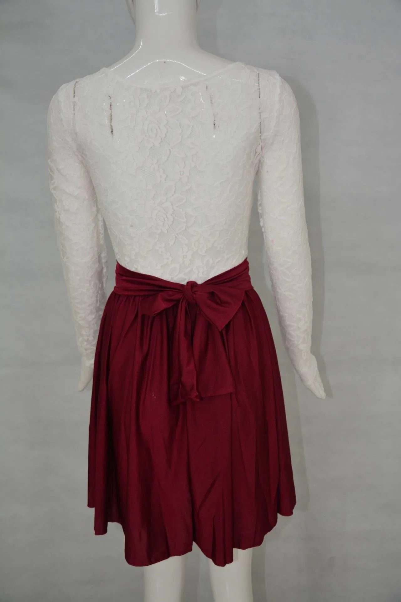 Scoop Long Sleeves Lace Patchwork Flared Pleated Short Dress
