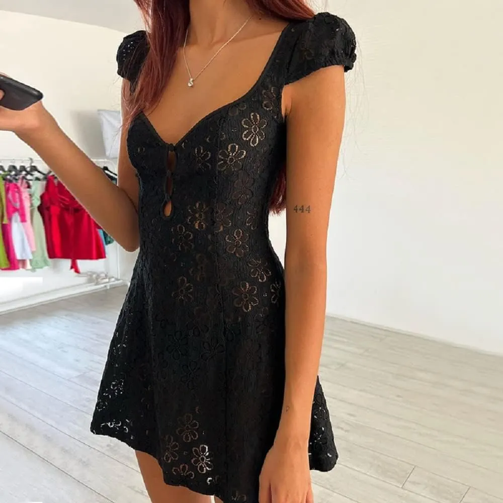Women Lace Short Bodycon Dresses Vintage Ruffle A-Line Mini Dress Elegant Backless White Sundress Y2K Clubwear