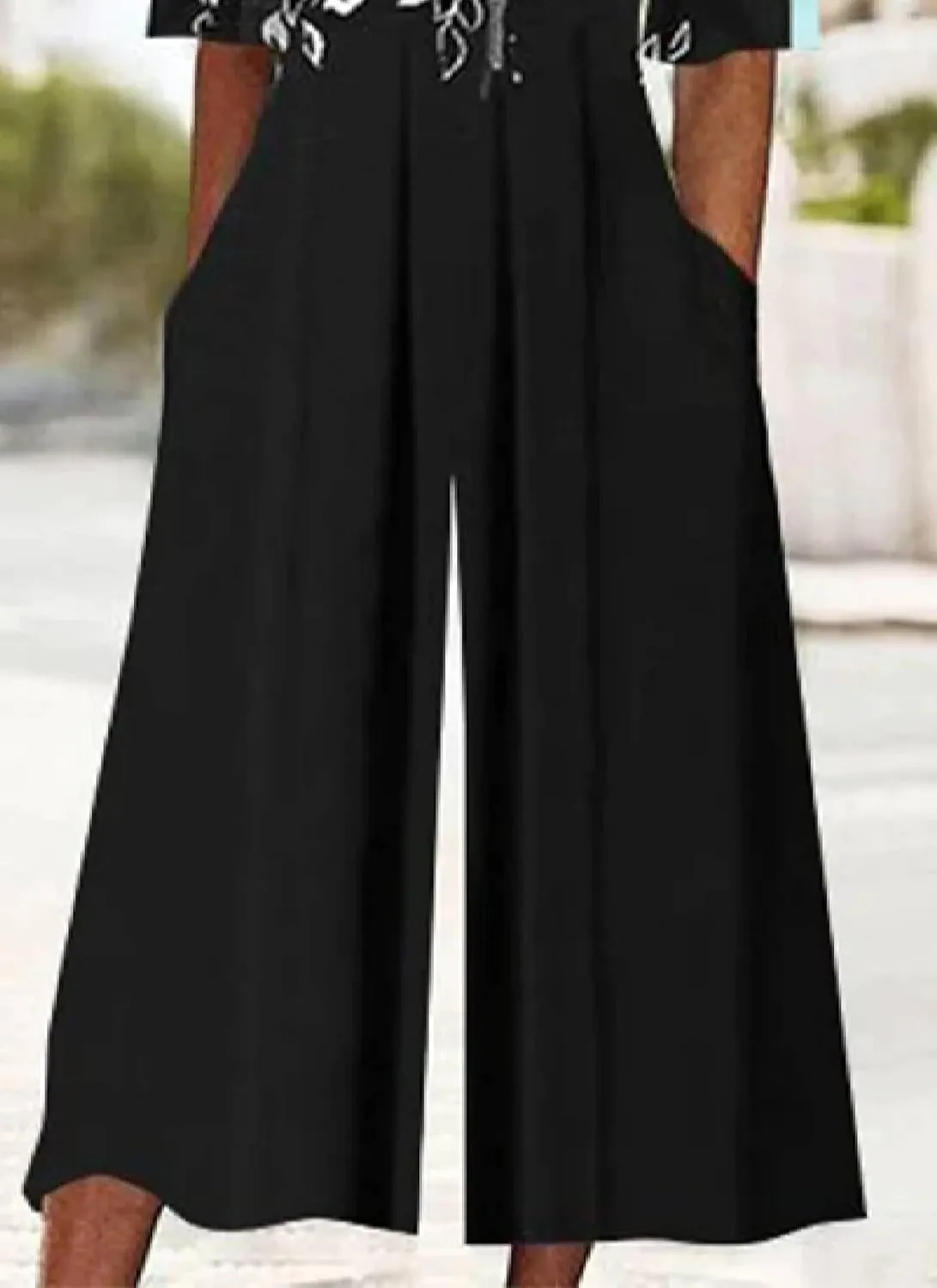 Women's Chic Floral Print Black Jumpsuit Elegant V Neck Half Sleeve Side-Pockets Spring and Summer Cool Outfits